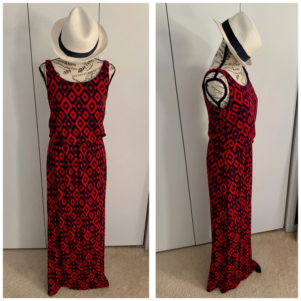 Market Spruce Maxi Dress (Red / Navy) - Size XS